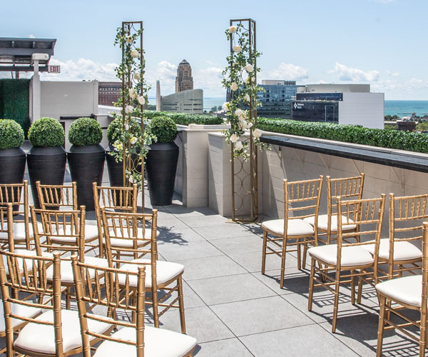 Wedding Ceremony atop 500 Pearl at Patrick's Rooftop